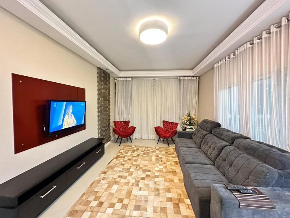 Tropical Palace Apartment in Porto Belo