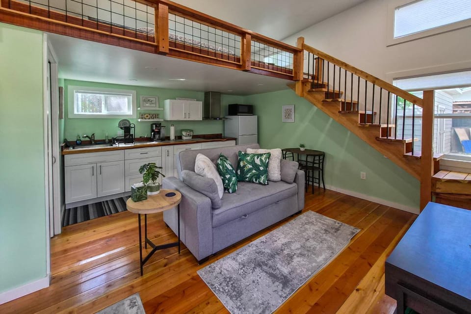 Pacheco/Martinez Studio: 22 Mi to Dtwn Oakland! Apartment in Martinez