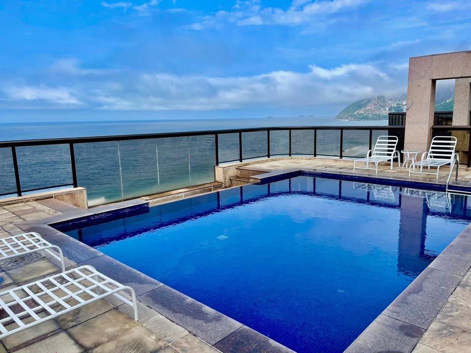 Luxo Ipanema avenida Vieira a Souto frente mar Apartment in Rio de Janeiro