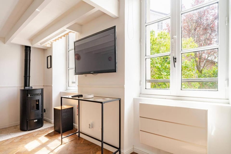 L'Ermitage Apartment in Île-de-France