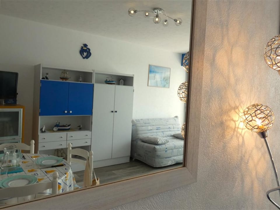 Studio charmant face mer à Saint-Jean-de-Monts avec parking privé - FR-1-323-428 Apartment in Saint-Jean-de-Monts