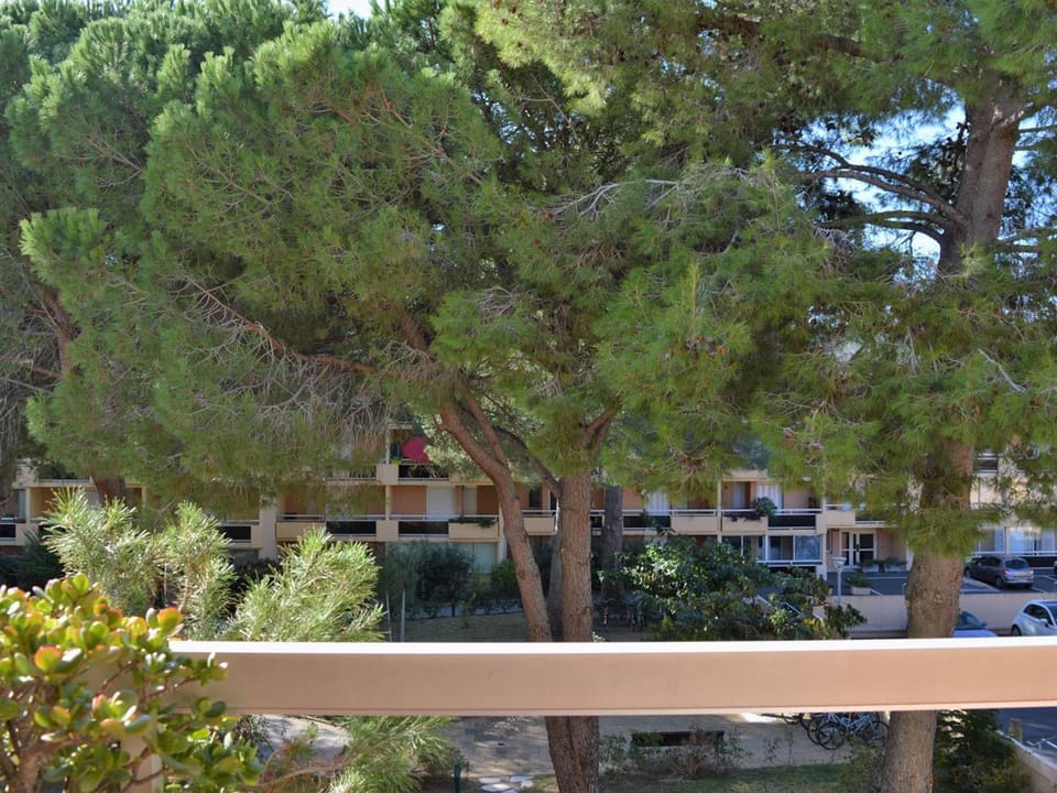 T2 cabine avec loggia, proche plage et commerces, parking inclus - Bormes-les-Mimosas - FR-1-251-521 Cabin in Bormes-les-Mimosas