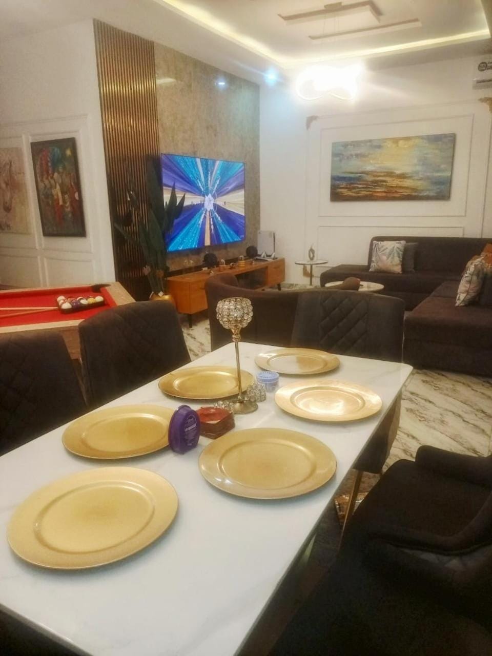 3Bed Profssnal & Family Friendly with Swimming pool, Work Stns, PS5, Gym & near Beaches Apartment in Lagos, Nigeria