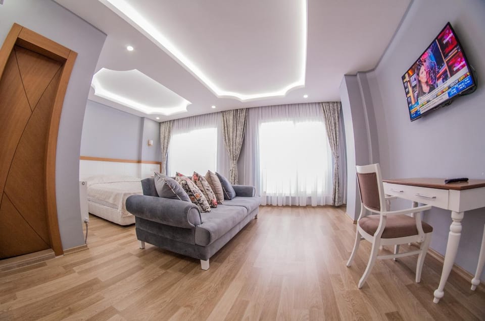 TV and multimedia, Seating area