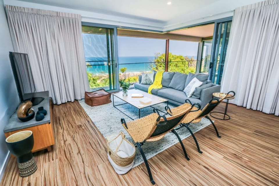 TV and multimedia, Living room, Sea view
