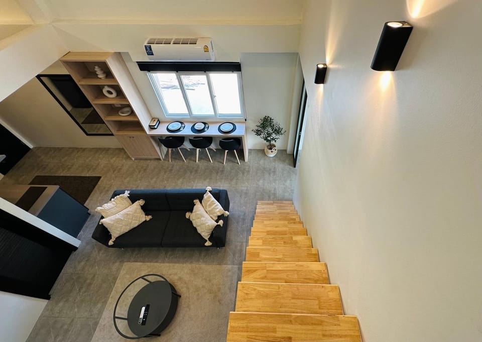 Living room, Mountain view, Mountain view