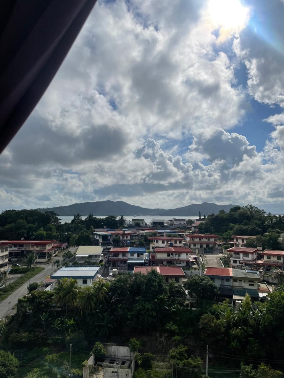 Neighbourhood, Mountain view, Sea view