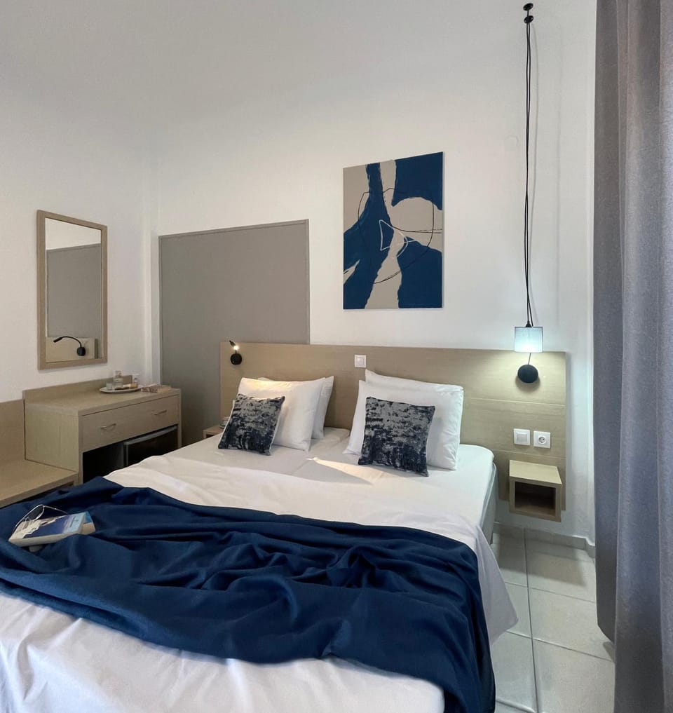 Vista Mare 1 - double room by the sea Apartment in Lasithi