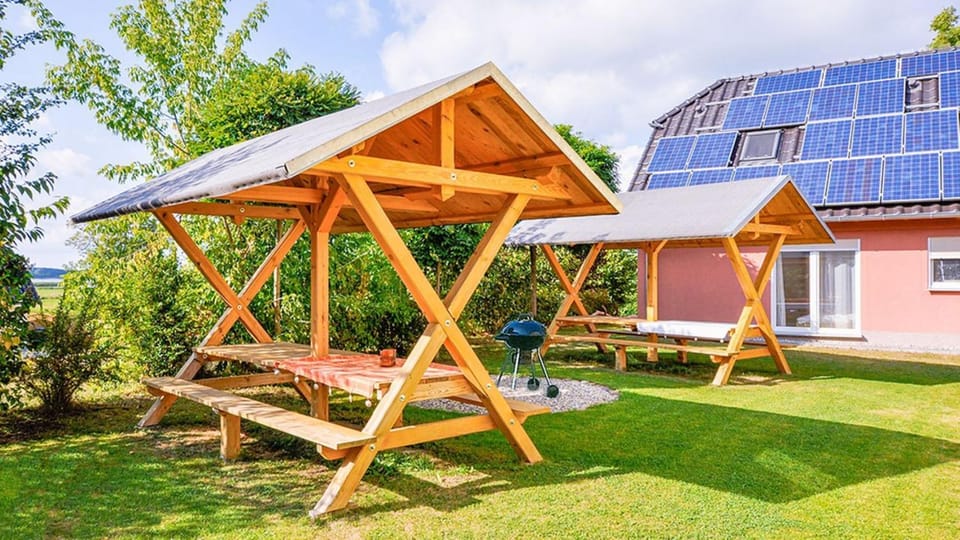Property building, Garden