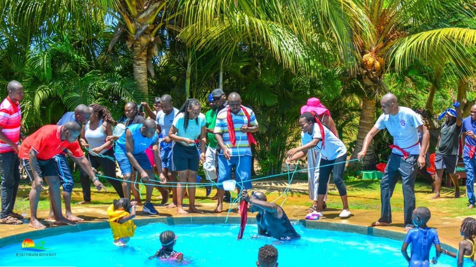 Day, People, Natural landscape, Garden, Garden view, Pool view, Swimming pool, children, group of guests, Family