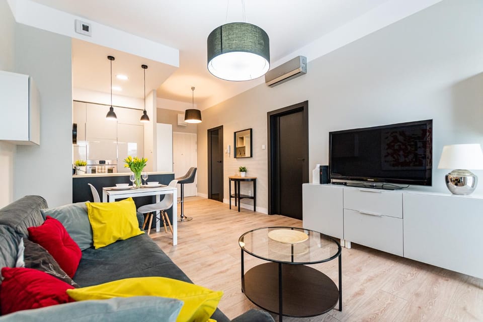 TV and multimedia, Kitchen or kitchenette, Living room, Seating area, Dining area, Evening entertainment