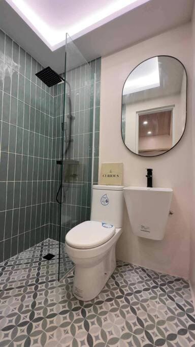 Shower, Toilet, Bathroom, bidet
