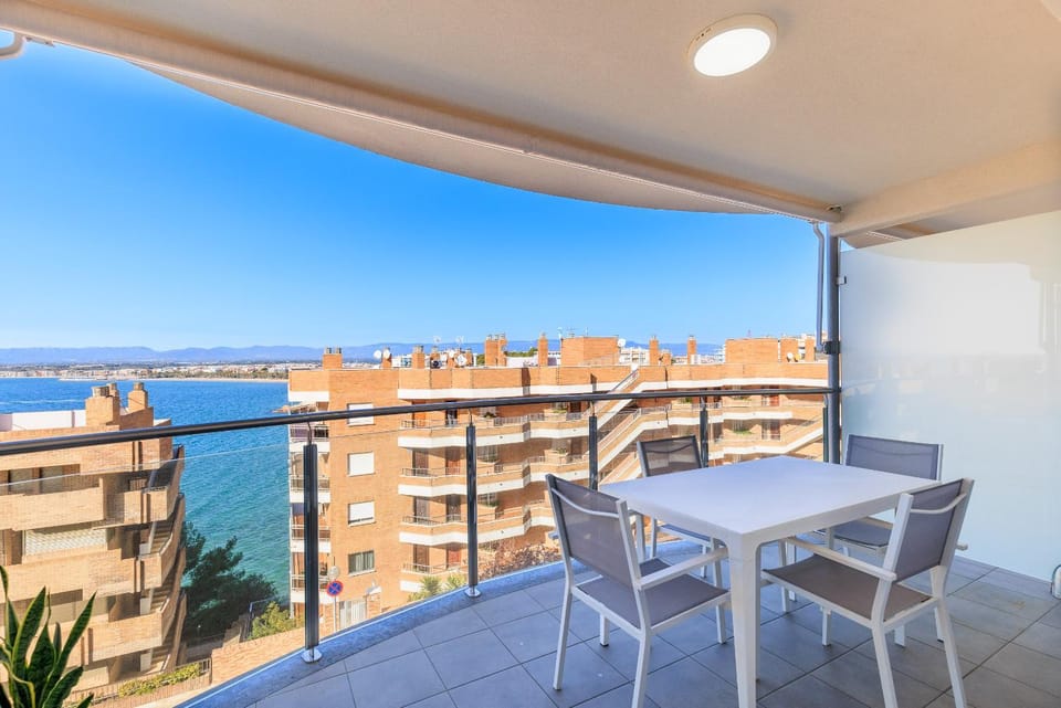 View (from property/room), Balcony/Terrace
