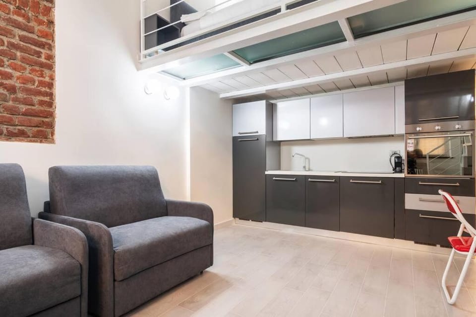 Kitchen or kitchenette, Living room