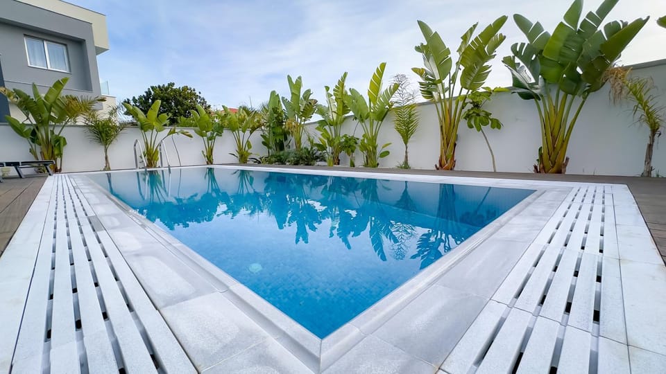 Property building, Swimming pool