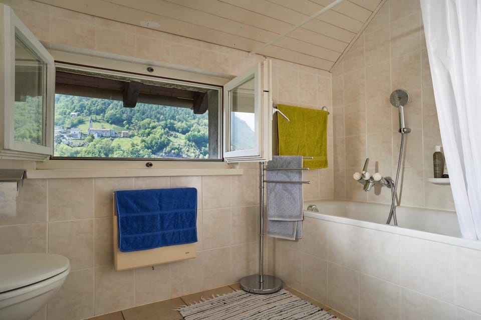 Shower, Bathroom, Bath, towels