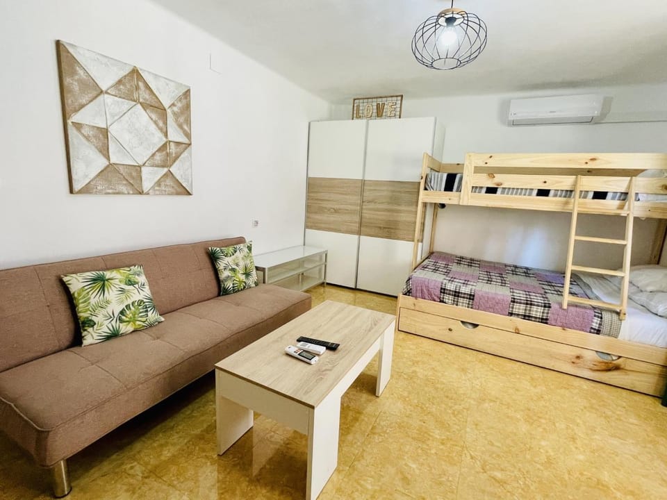 Photo of the whole room, bunk bed