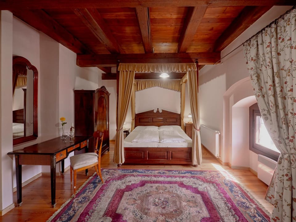 Pipo Várkastély, Ozora Bed and Breakfast in Hungary