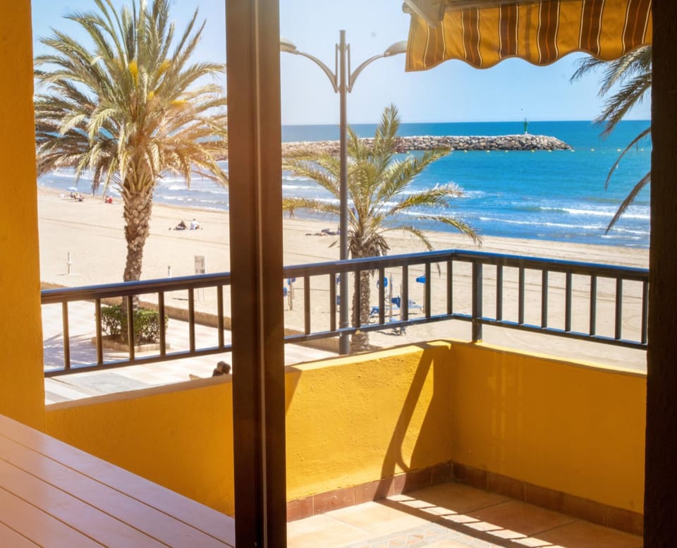 View (from property/room), Balcony/Terrace, Sea view