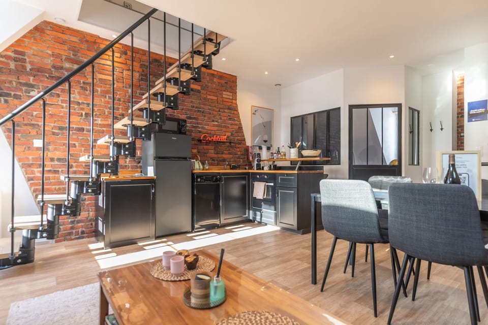 Living room, Dining area, kitchen