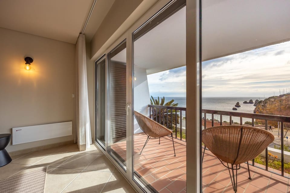 Stuning Views 2BR Apt, Beach access, Parking Apartment in Lagos