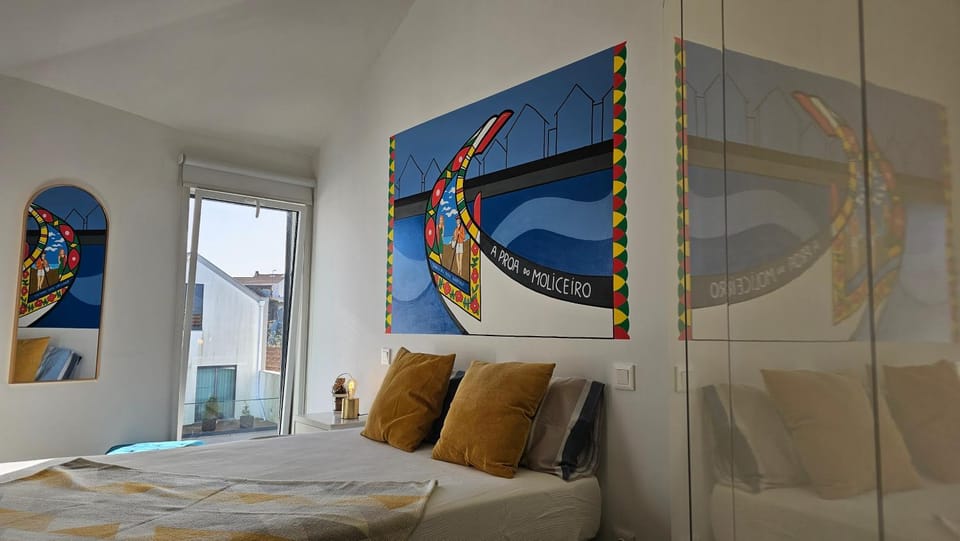 Bed, Photo of the whole room, Decorative detail, Bedroom