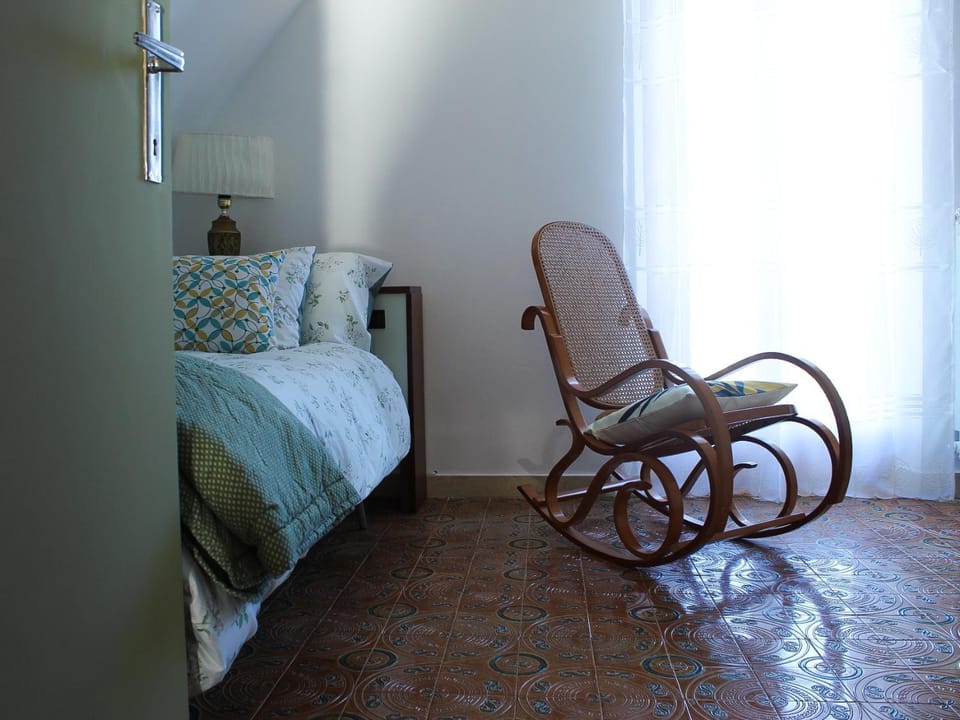 Bed, Photo of the whole room, Bedroom, Breakfast