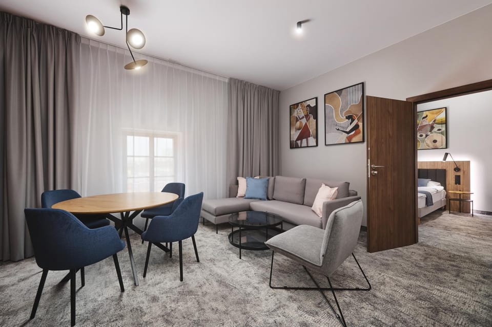 Living room, Photo of the whole room, Seating area