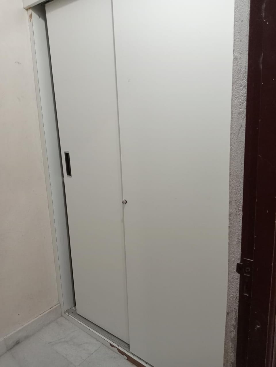 2-Bedroom Elegant and Spacious AC Apartment only for families, Prime Location, Just 100m from Main Road! Apartment in Hyderabad
