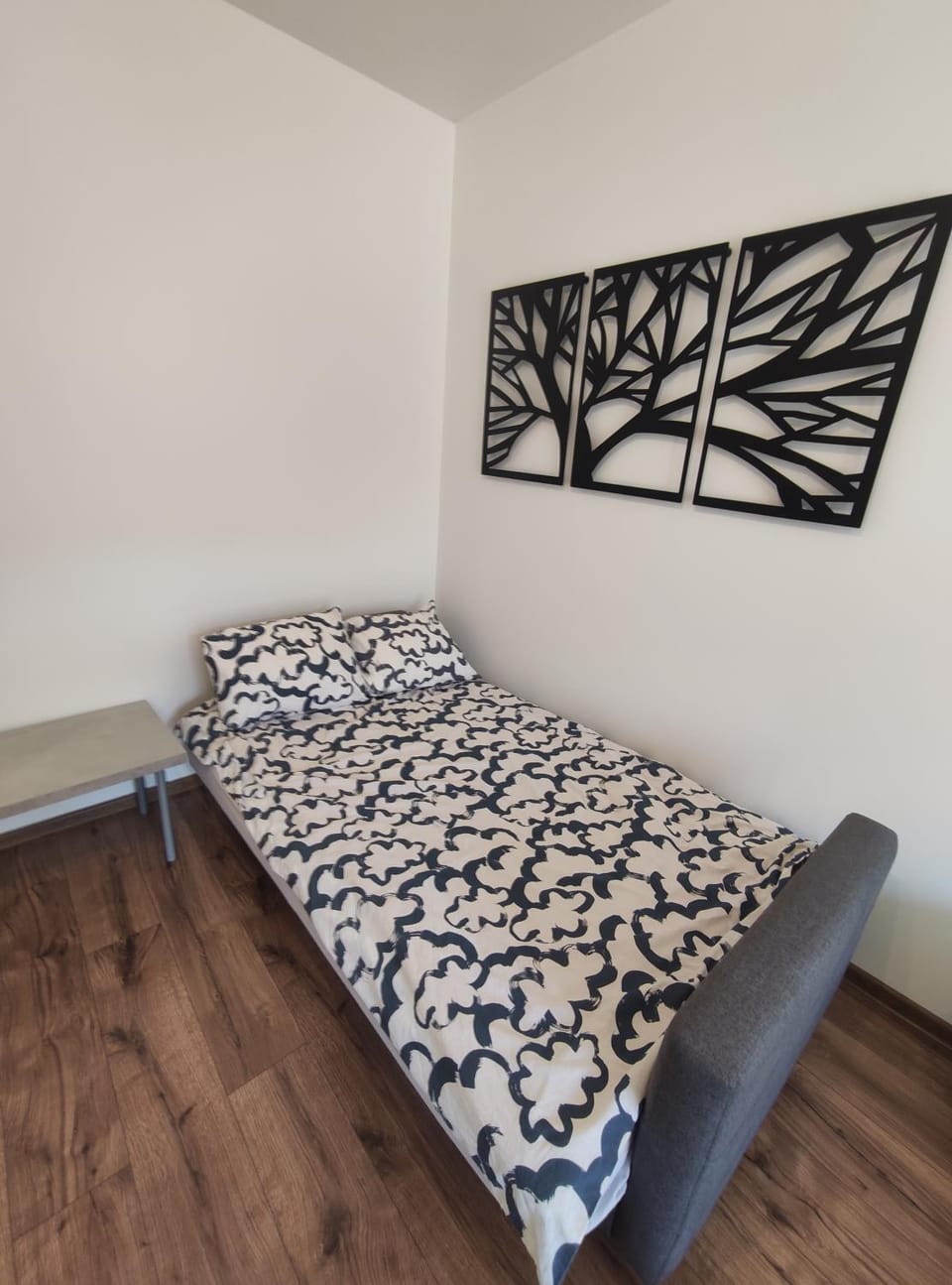 Apartament Wrzosowy Balkon Łódź Apartment in Masovian Voivodeship