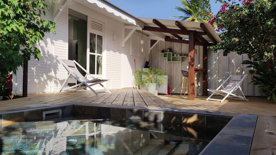 Patio, Hot Tub, Hot Tub, Balcony/Terrace