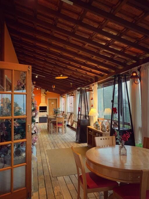 Winter Guest House - Casa de Campo com Vista House in Monte Verde