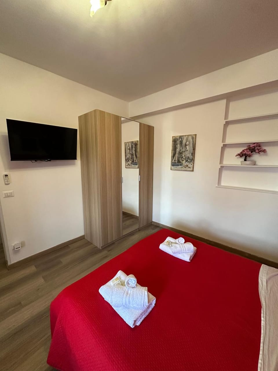 TV and multimedia, wardrobe