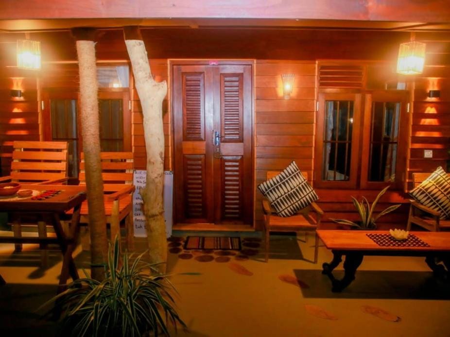 Blue Ocean Tree House Hiriketiya Villa in Southern Province