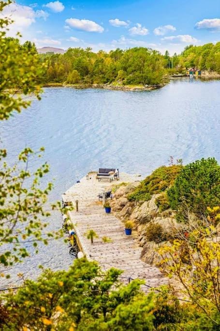 Waterfront Villa w/Boat&kayaks. 15min from Bergen Villa in Vestland