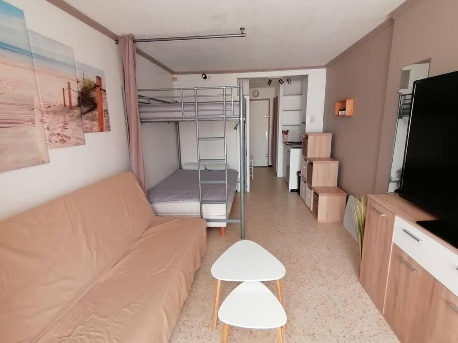 Appartement studio-cabine 6 Couchages Cap-D'Agde Cabin in Agde