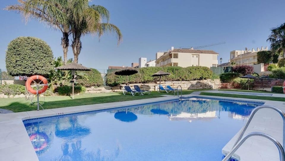 Pool view, Swimming pool