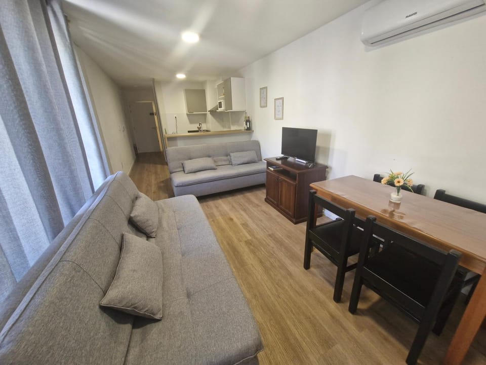 Nuevo, apartamento completo, con garaje, en Cordón Soho Apartment in Montevideo Department, Uruguay