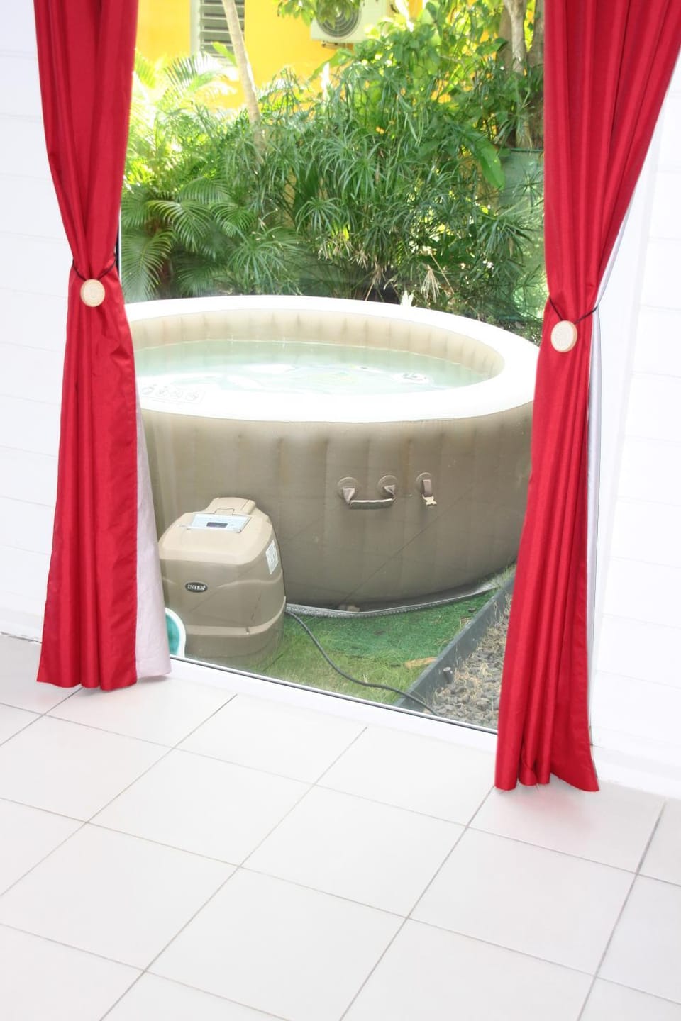 Hot Tub, Pool view