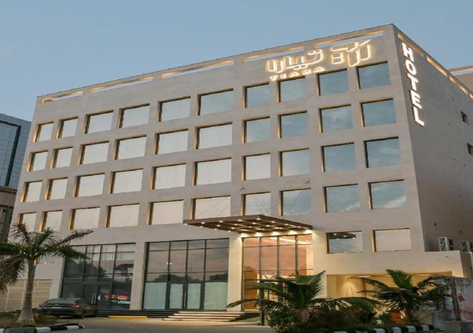 Property building, Day