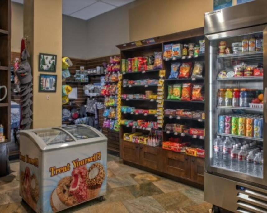 Grand Lodge Peak 7 - 3 bedroom Apartment in Breckenridge