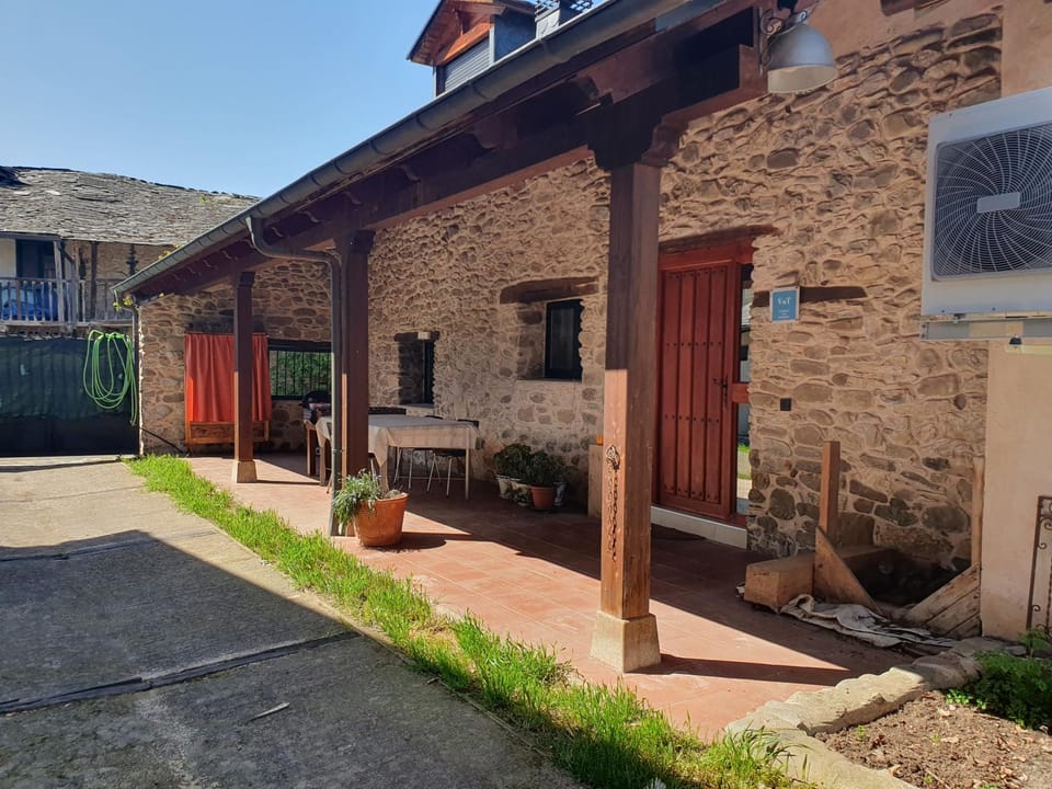Off site, Street view, Inner courtyard view