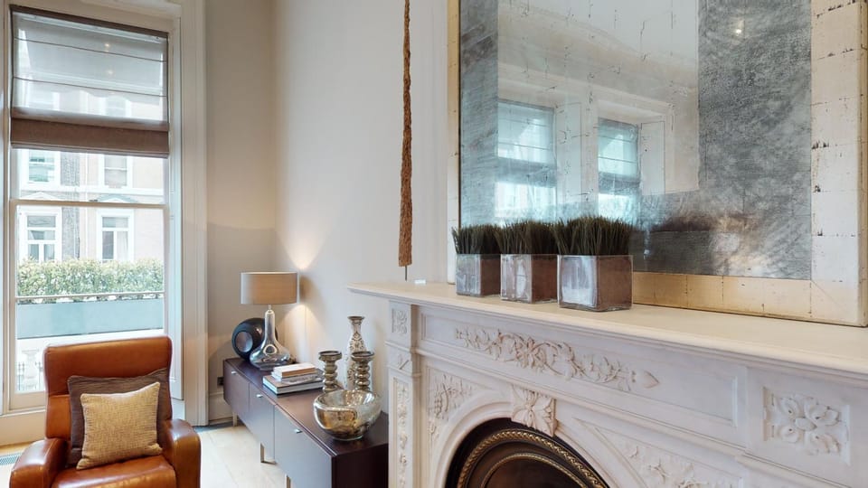 Living room, flat iron