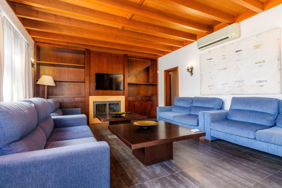Property building, Living room