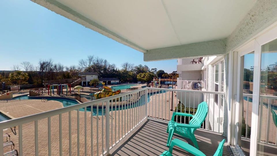 At the Beach 1 Bedroom 1 Bath Summer House 1st Flr House in South Carolina