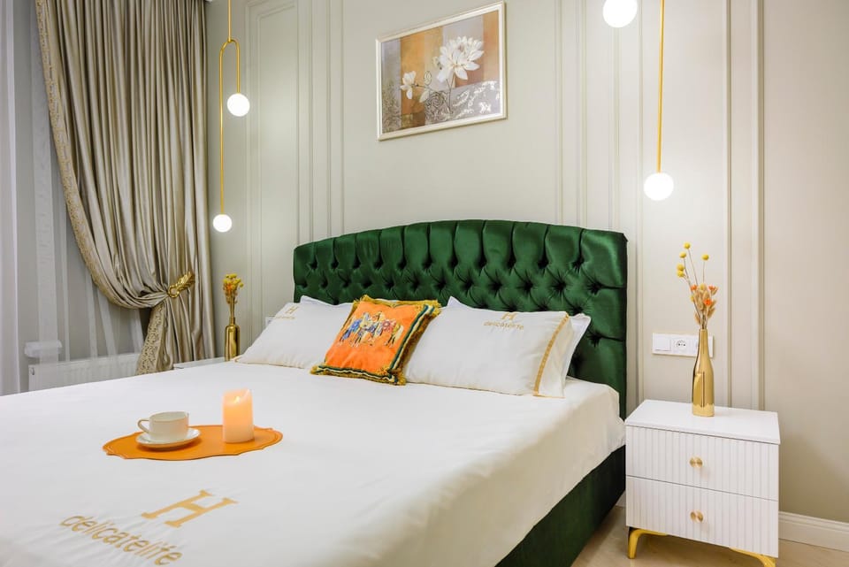 Bed, Balcony/Terrace, Bedroom, air conditioner