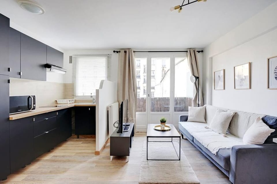 Appartement refait à neuf - Paris Apartment in Paris