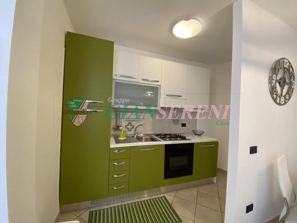 Kitchen or kitchenette, pet friendly, stove