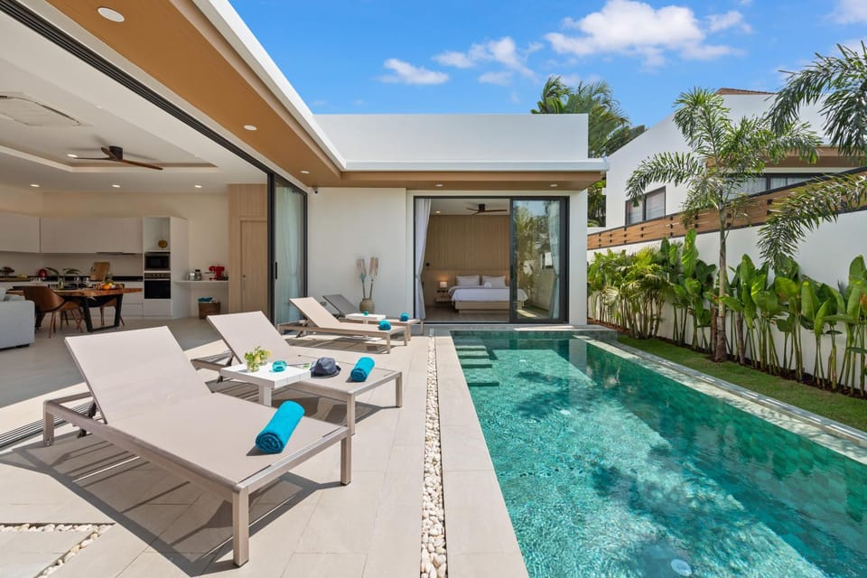 Property building, Patio, Day, Natural landscape, Garden, View (from property/room), Balcony/Terrace, Living room, Seating area, Garden view, Pool view, Swimming pool, sunbed
