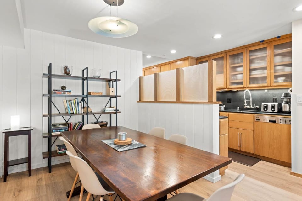 Palisades Tahoe Lodge Rentals Premium Studio Loft #333 Apartment in Palisades Tahoe (Olympic Valley)